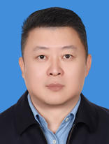 区委常委、常务副区长王 浩